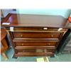 Image 1 : MAHOGANY ESPANOL 5 DRAWER DRESSER WITH MIRROR