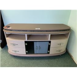OVERTURE CRISTAL 4 DRAWER, 2 DOOR MEDIA CABINET