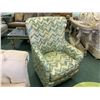 Image 2 : DECOR-REST CREAM STUDDED CURVED BACK 3 SEAT SOFA, ACCENT CHAIR & OTTOMAN