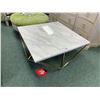 Image 1 : COASTER MODERN GOLD & WHITE MARBLE COCKTAIL TABLE