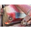 Image 26 : 2011 KENWORTH T800 TRI-DRIVE TEXAS BED WINCH