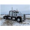 Image 2 : 2008 PETERBILT 367 T/A SLEEPER WINCH TRACTOR