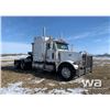 Image 2 : 2005 PETERBILT 378 T/A SLEEPER TRUCK TRACTOR