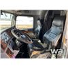 Image 8 : 2006 PETERBILT 378 T/A SLEEPER TRUCK TRACTOR