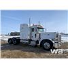 Image 2 : 2005 PETERBILT 379 T/A SLEEPER TRUCK TRACTOR