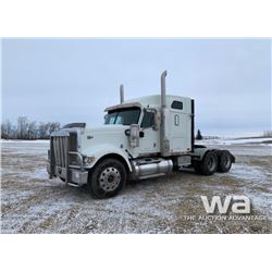 2007 IHC EAGLE 9900i T/A TRANSPORT TRUCK