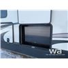 Image 25 : 2018 GRAND DESIGN 5TH WHEEL TRAVEL TRAILER