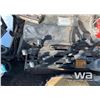 Image 8 : CASE 1070 2WD TRACTOR