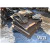 Image 2 : (3) PALLETS ALUM PLACARD HOLDERS