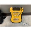 Image 2 : LIFELINE DEFIBTECH DDU-100E AED