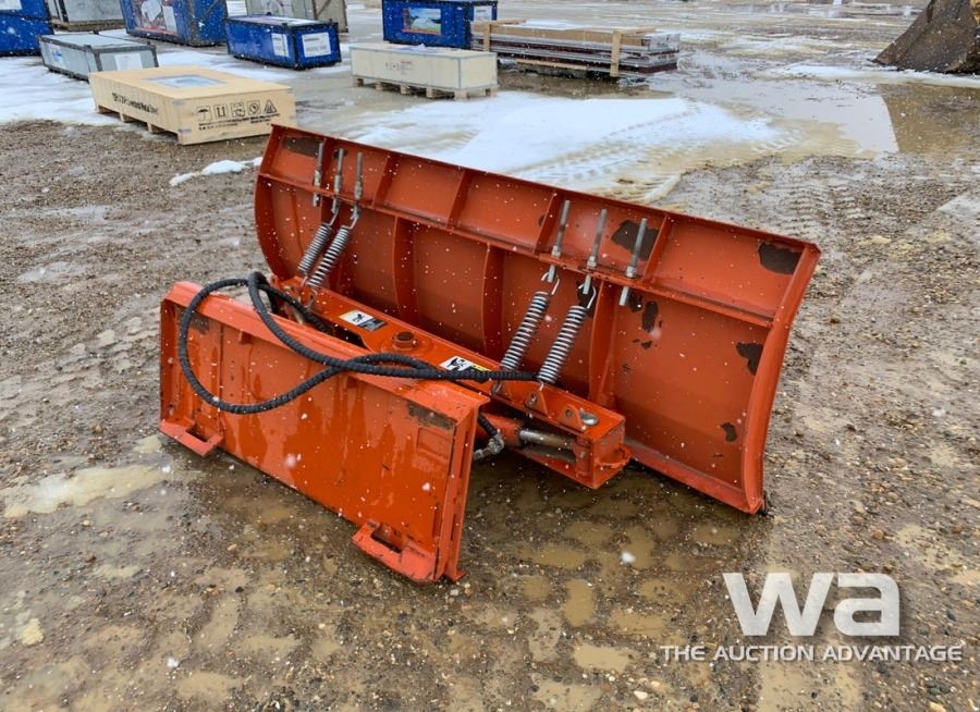 SKID STEER 7 FT. SNOW BLADE SKID STEER 7 FT. SNOW BLADE