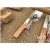 Image 2 : (2) ALUMINUM SCOOP SHOVELS