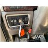 Image 16 : 2012 KENWORTH W900 T/A SLEEPER TRUCK TRACTOR