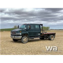 2005 GMC C5500 FLATBED CREW CAB TRUCK