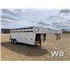 Image 2 : 2001 WW STOCKMAN T/A STOCK TRAILER