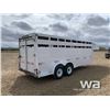 Image 3 : 2001 WW STOCKMAN T/A STOCK TRAILER