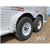 Image 6 : 2001 WW STOCKMAN T/A STOCK TRAILER