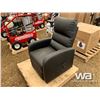 Image 1 : EASY LIFT HEAT & RECLINING MASSAGE CHAIR