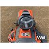 Image 6 : 2019 HUSQVARNA YTH24V48 48" LAWN MOWER