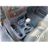 Image 12 : 2003 DODGE 3500 DUALLY CREW CAB FLAT DECK PICKUP