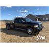 Image 2 : 2003 DODGE 3500 DUALLY CREW CAB FLAT DECK PICKUP