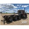 Image 3 : 2005 KENWORTH T800B TRIDRIVE SLEEPER TRUCK TRACTOR