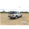 Image 3 : 2004 CHEVROLET SUBURBAN SUV