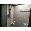 Image 17 : 2015 SANIBEL 3600 5TH WHEEL TRAVEL TRAILER