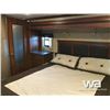 Image 20 : 2015 SANIBEL 3600 5TH WHEEL TRAVEL TRAILER