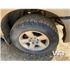 Image 16 : 2006 NISSAN TITAN E-CAB FLATBED TRUCK