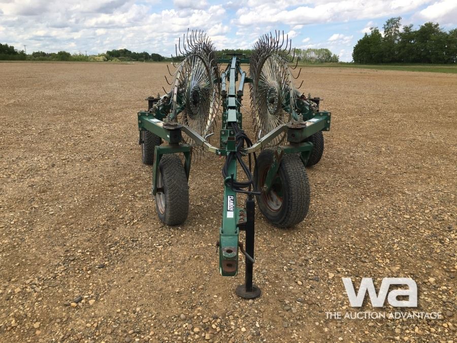 SOVEMA 14 WHEEL V-HAY RAKE