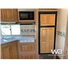 Image 13 : 2005 FOREST RIVER WILDCAT F31QBH TRAVEL TRAILER