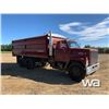 Image 2 : 1984 GMC BRIGADIER T/A GRAIN TRUCK