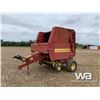 Image 1 : 1993 NEW HOLLAND 660 ROUND BALER