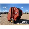 Image 4 : MASSEY FERGUSON 560 ROUND BALER