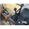 Image 10 : CASE 2390 2WD TRACTOR