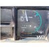 Image 9 : CASE 2390 2WD TRACTOR