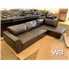 Image 2 : BROWN SECTIONAL