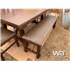 Image 3 : GRAND DINETTE