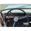 Image 8 : FORD F700 S/A PICKER TRUCK