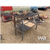 Image 2 : GREY CUTTING TABLE