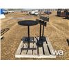 Image 1 : (3) SHOP STANDS