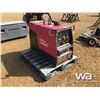 Image 3 : LINCOLN RANGER 305G PORTABLE WELDER