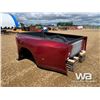 Image 2 : 2014 DODGE DUALLY 8 FT. TRUCK BOX