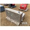 Image 3 : L SHAPED ALUMINUM SLIP TANK