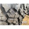 Image 3 : (UNUSED) (4) GRIZZLY 35X12.50R20LT TIRES