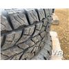 Image 2 : (2) YOKOHOMA GEOLANDER P235/75R15 TIRES