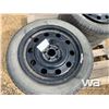 Image 5 : (4) MICHELIN 215/60R17 TIRES & RIMS