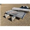 Image 2 : TRUCK ALUMINUM HEADACHE RACK