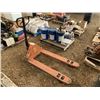 Image 2 : ORANGE PALLET JACK